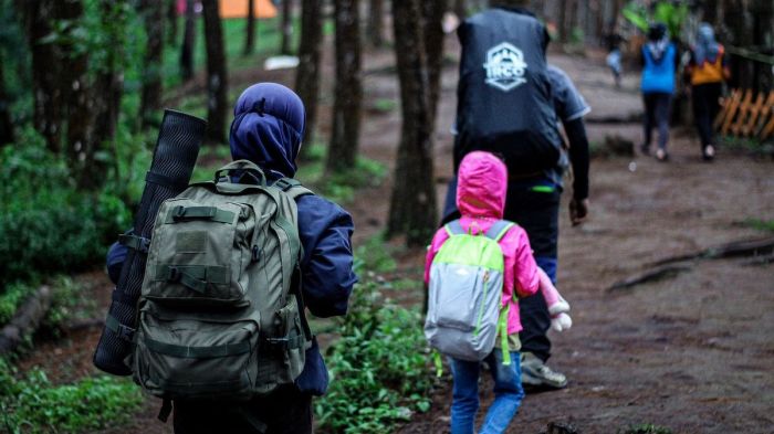 Gadget untuk Hiking: Ringan dan Tahan Cuaca