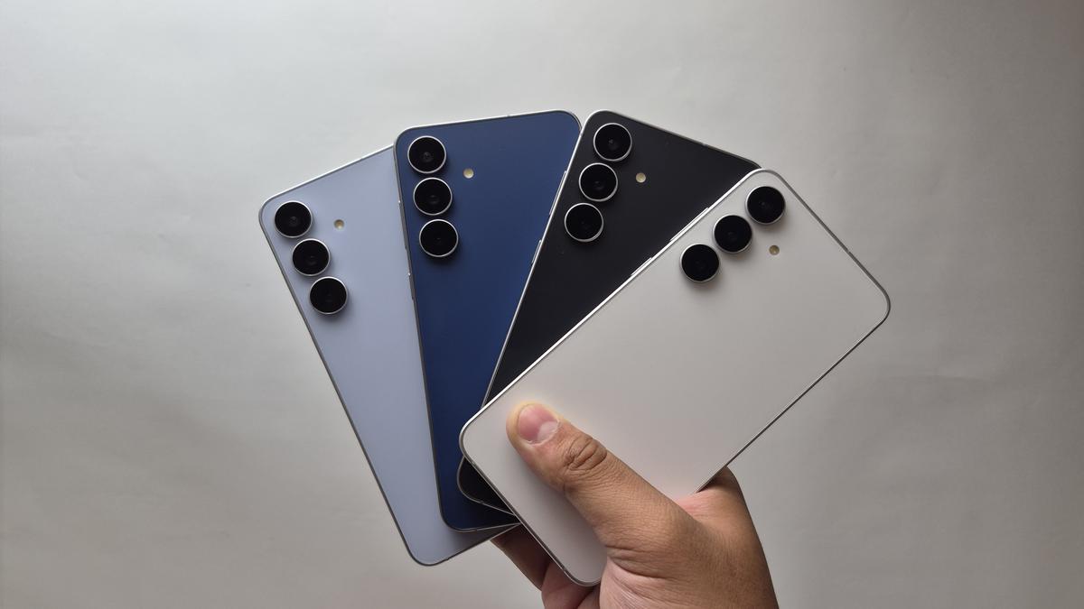 Pengalaman Langsung Samsung Galaxy S25 FE: Ideal untuk Gen-Z yang Hobi Buat Konten dan Gunakan AI