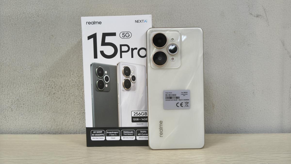 Ulasan Realme 15 Pro 5G: HP Tipis Dengan Baterai 7000 mAh dan Fitur Edit Foto Suara